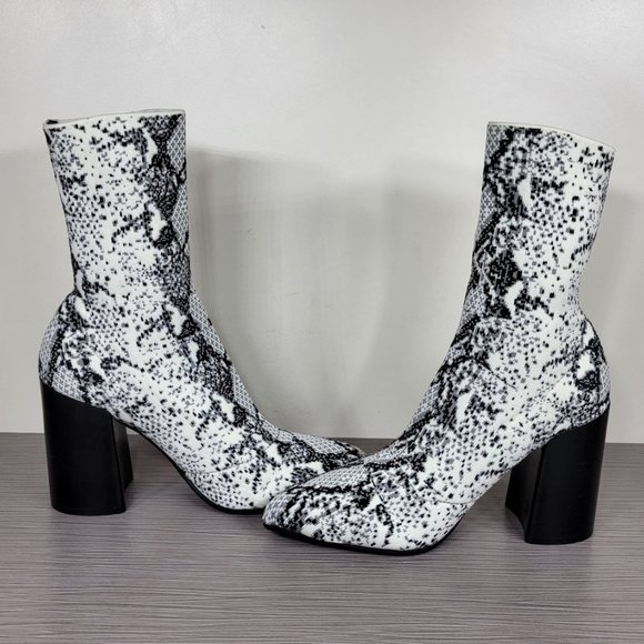 Steve Madden Trent Knit Bootie Snake Print Textile - Picture 6 of 10